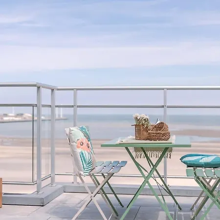 Huswell - Stunning Seafront Apartment Knokke-Heist Exterior photo